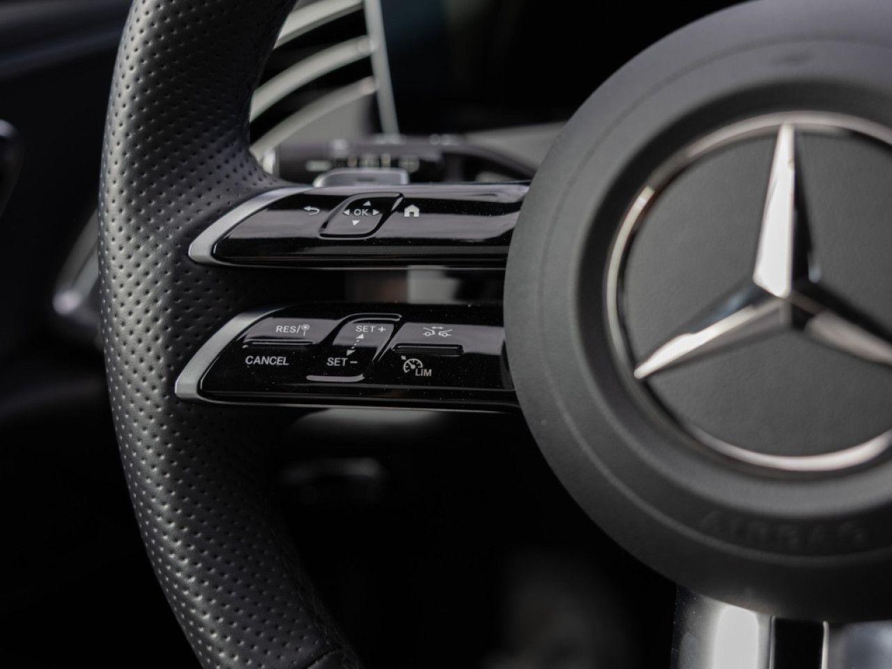 Mercedes-Benz E-Klasse – Bild 11