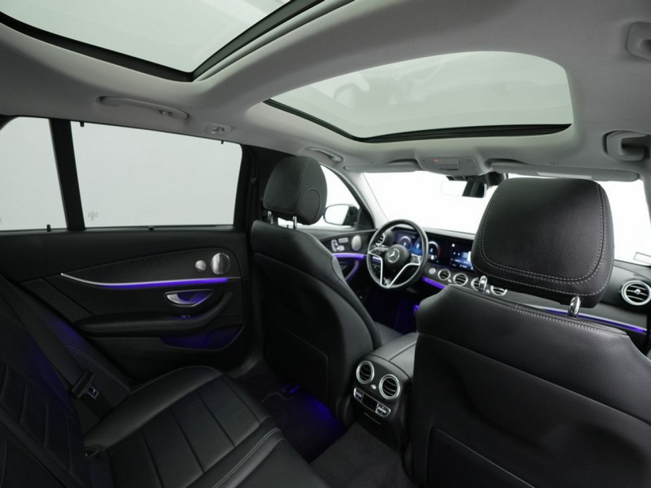 Imagem do veículo 6 / 23