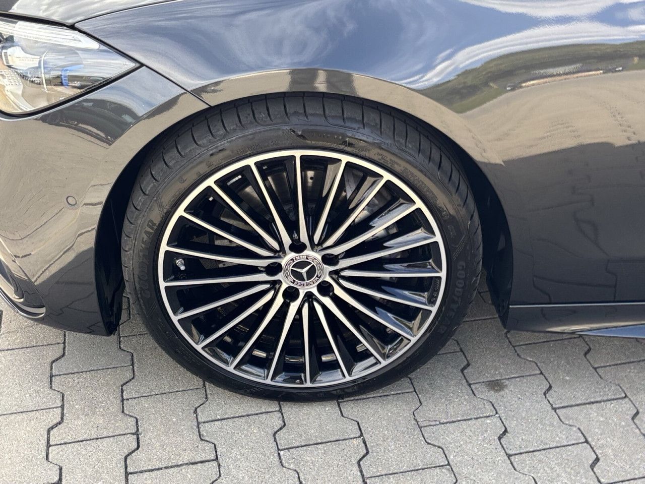 Mercedes-Benz C-Klasse – Bild 10