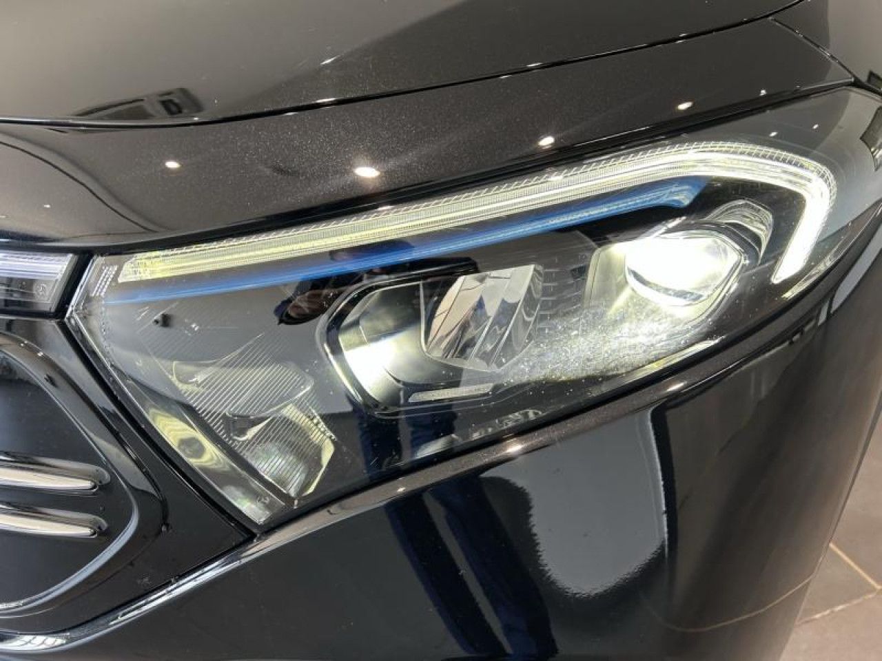 Photo du v&eacute;hicule 10 / 18