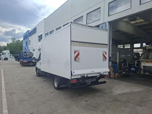 Immagine del veicolo 3 / 8