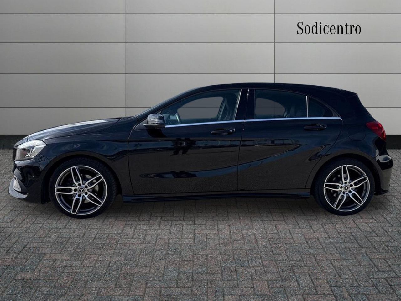 Imagem do veículo 9 / 19