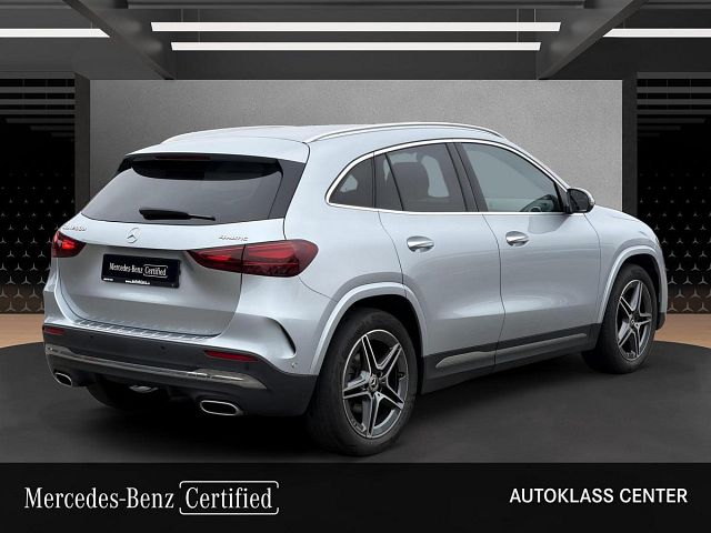 MERCEDES-BENZ GLA 2025 — imagine 4