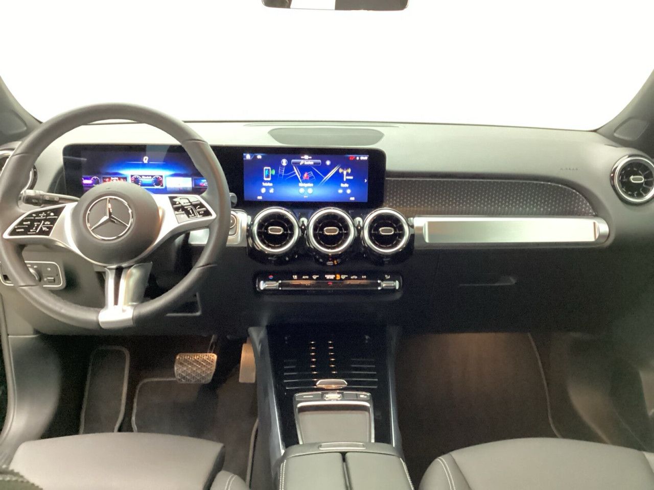 Mercedes-Benz GLB – Bild 11