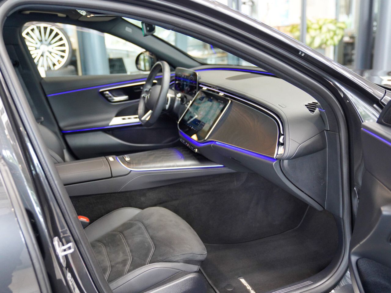Mercedes-Benz E-Klasse – Bild 12