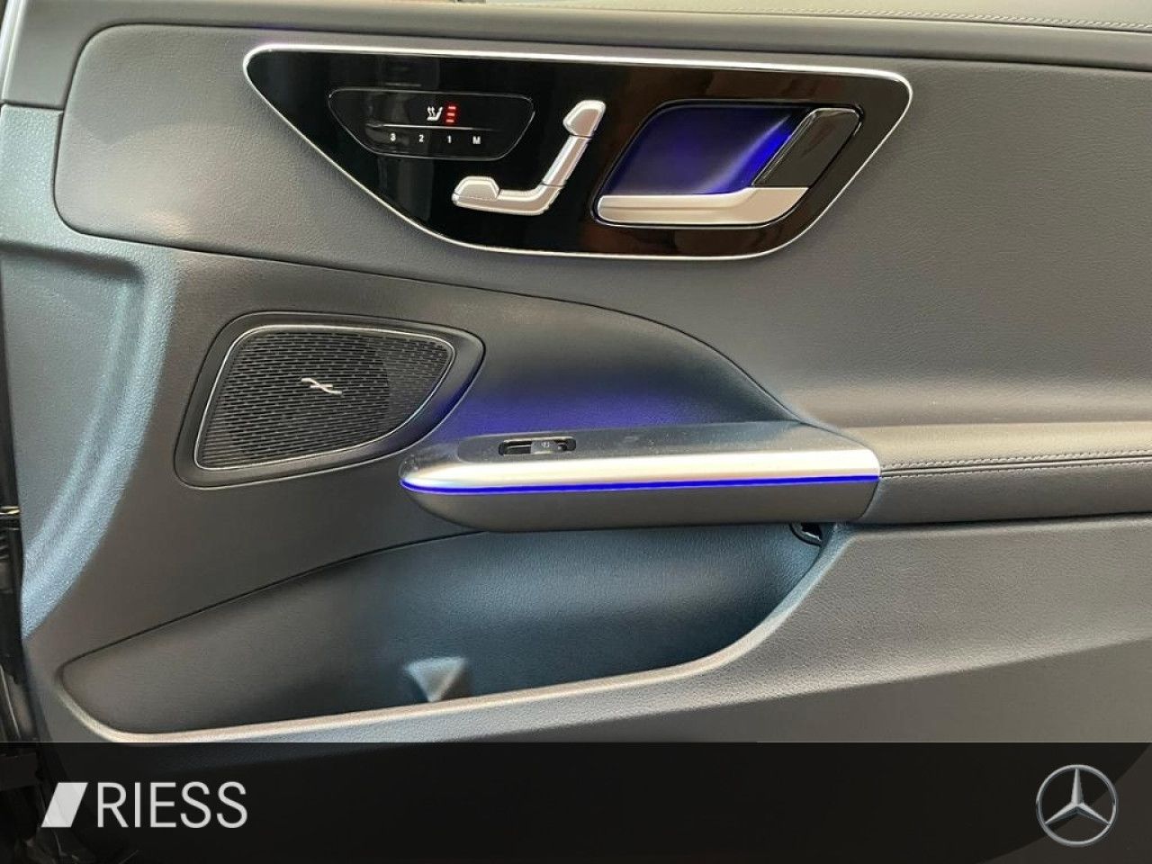 Mercedes-Benz C-Klasse – Bild 12