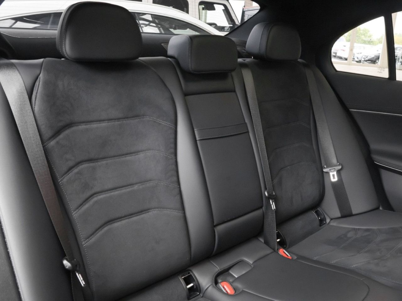 Mercedes-Benz E-Klasse – Bild 5