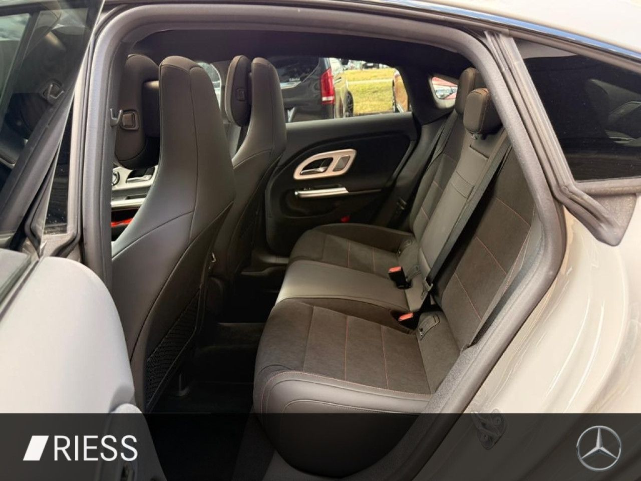 Mercedes-Benz CLA – Bild 4