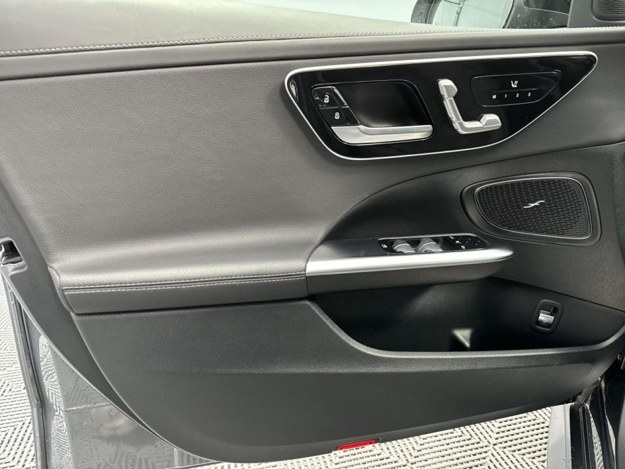 Zdjęcie pojazdu 10 / 22