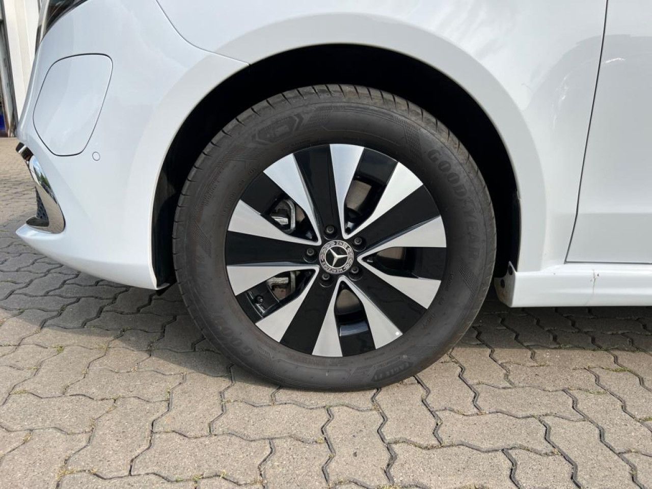 Fahrzeugbild 17 / 18