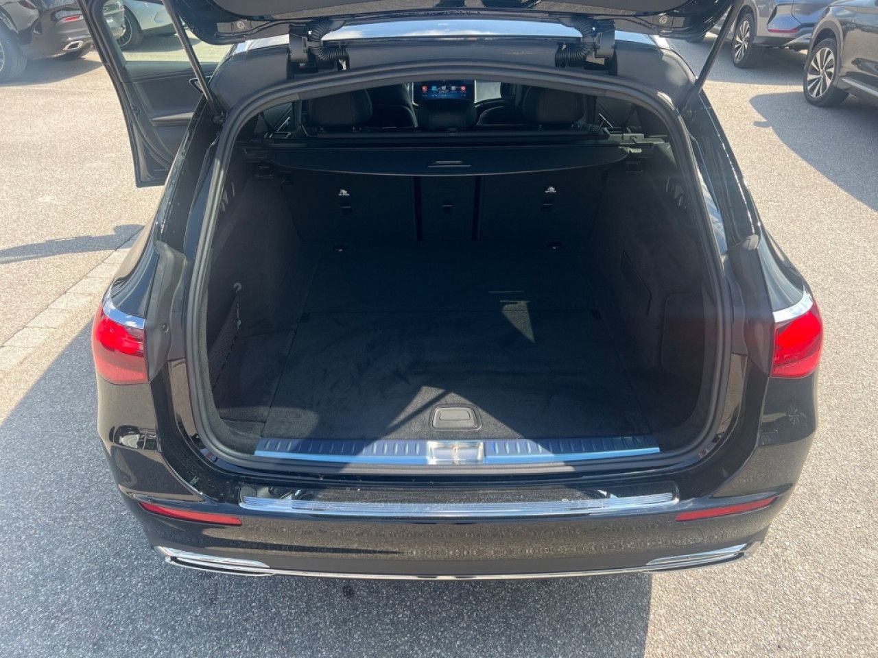 Mercedes-Benz E-Klasse – Bild 26