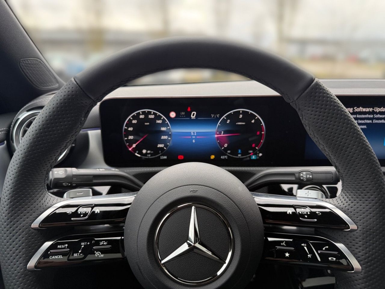 Mercedes-Benz CLA – Bild 8