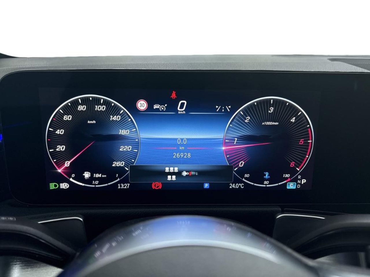 Mercedes-Benz GLB – Bild 10