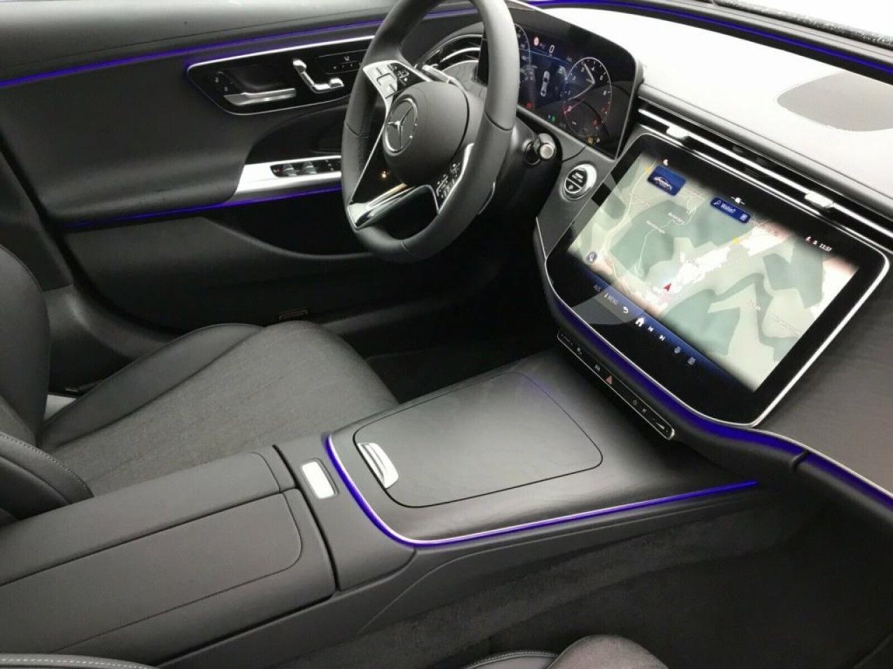 Mercedes-Benz E-Klasse – Bild 11
