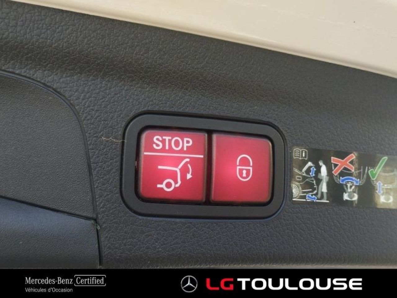 Photo du v&eacute;hicule 15 / 18