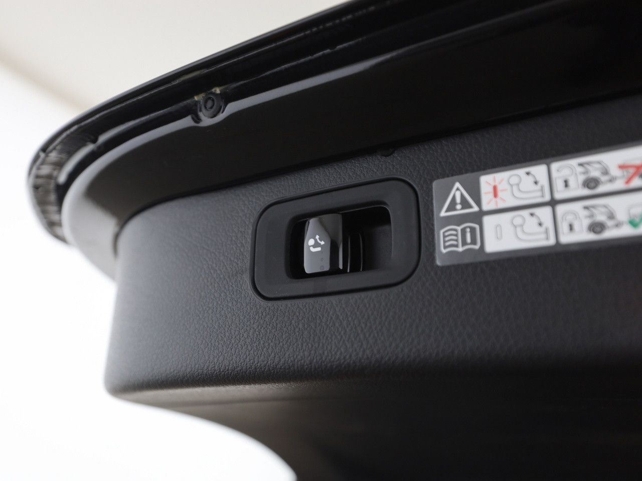 Mercedes-Benz C-Klasse – Bild 23