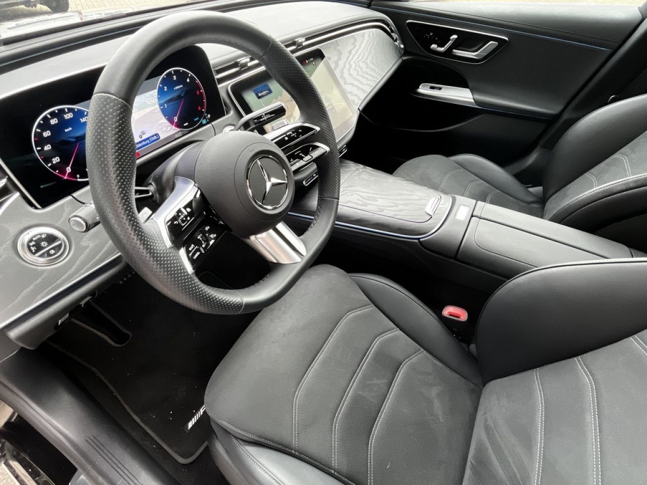 Mercedes-Benz E-Klasse – Bild 24