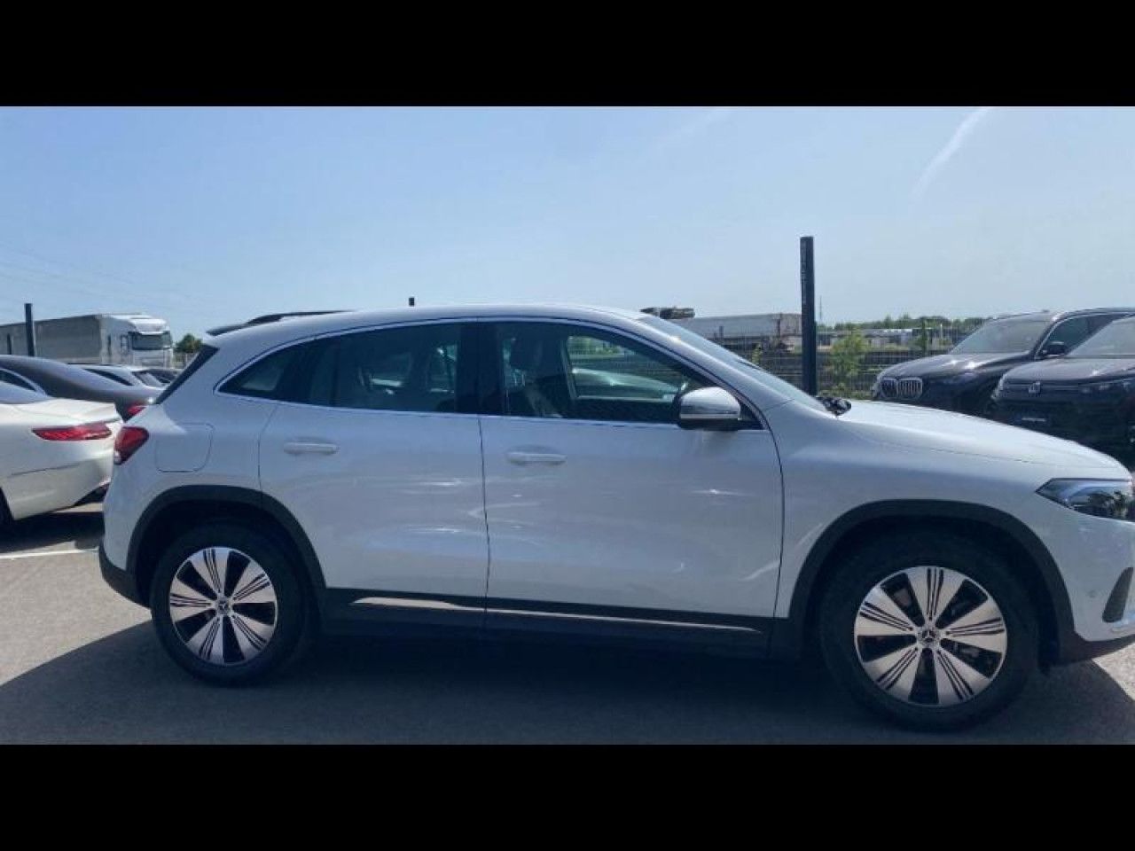 Photo du v&eacute;hicule 4 / 18