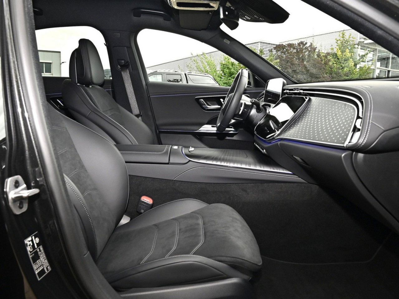 Mercedes-Benz E-Klasse – Bild 2