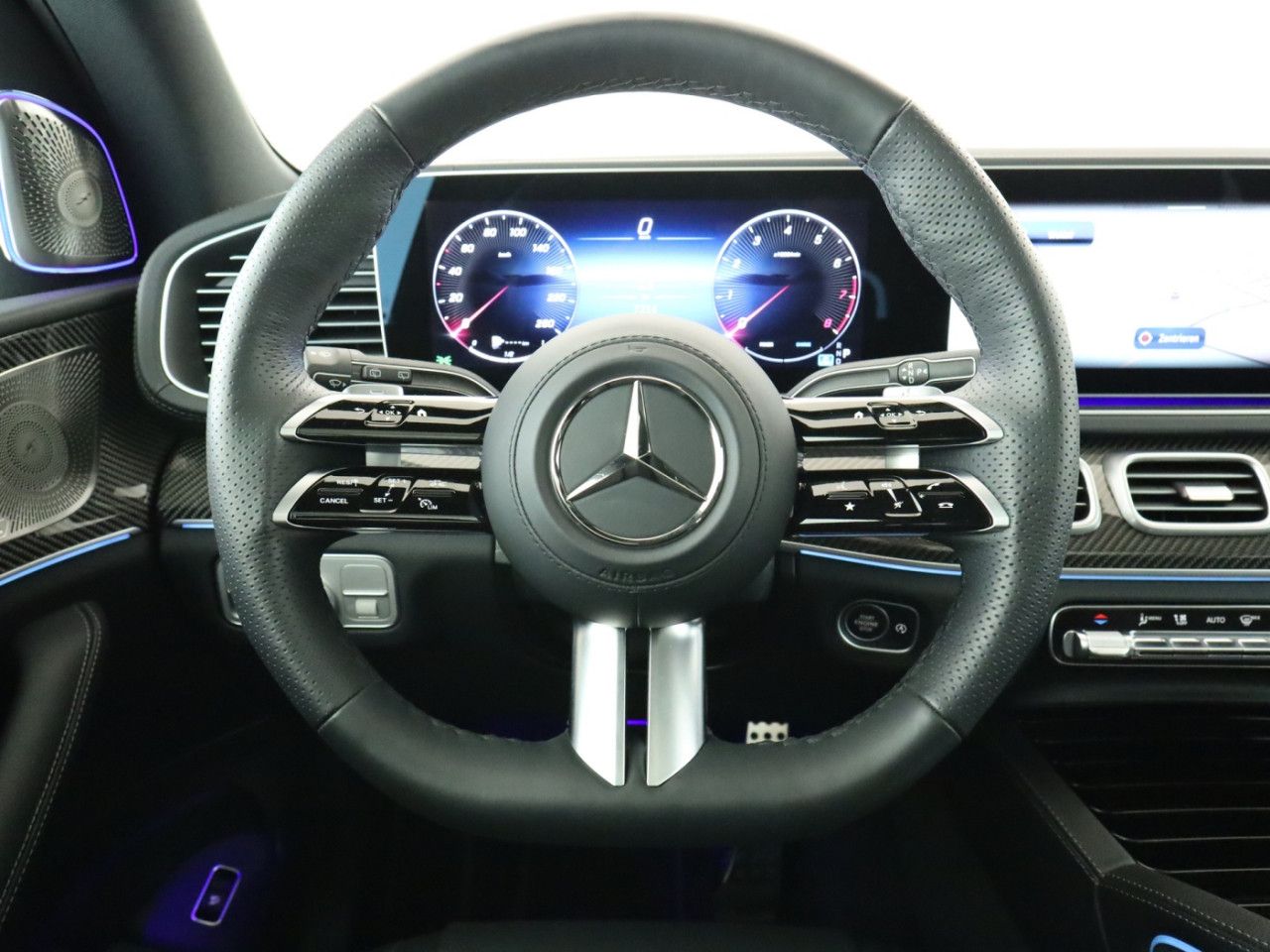 Mercedes-Benz GLS – Bild 11