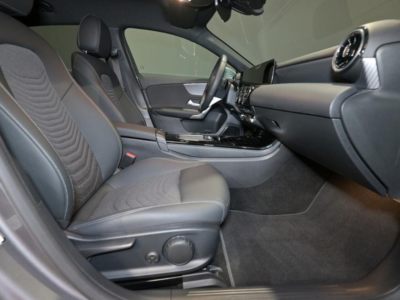 Mercedes-Benz A-Klasse – Bild 23