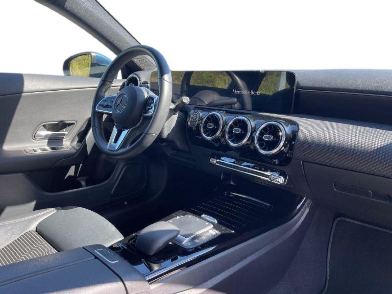 Imagem do ve&iacute;culo 14 / 19