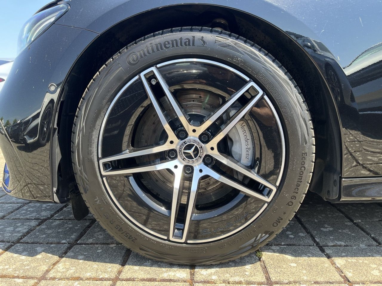 Mercedes-Benz E-Klasse – Bild 29