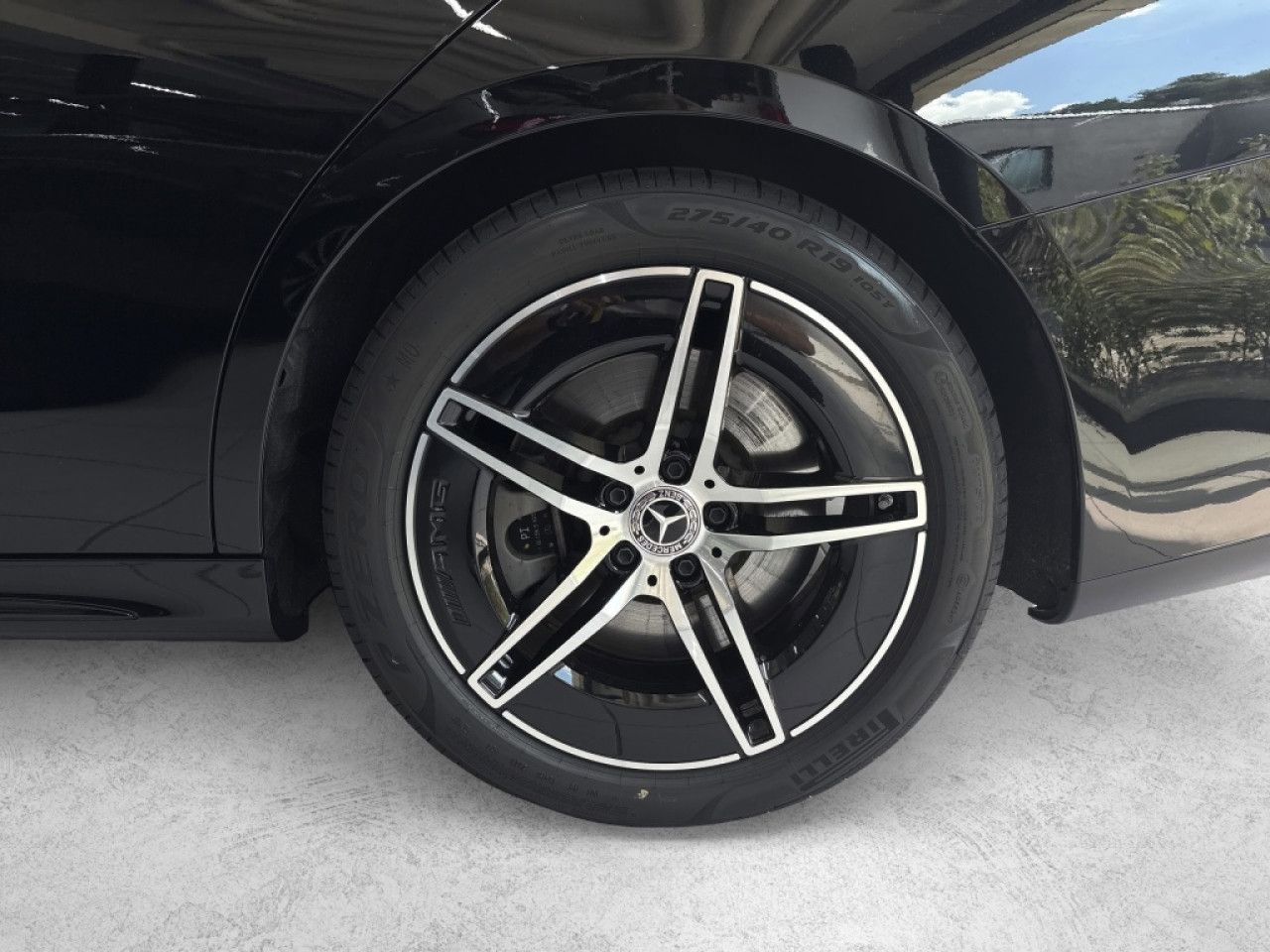 Mercedes-Benz E-Klasse – Bild 4