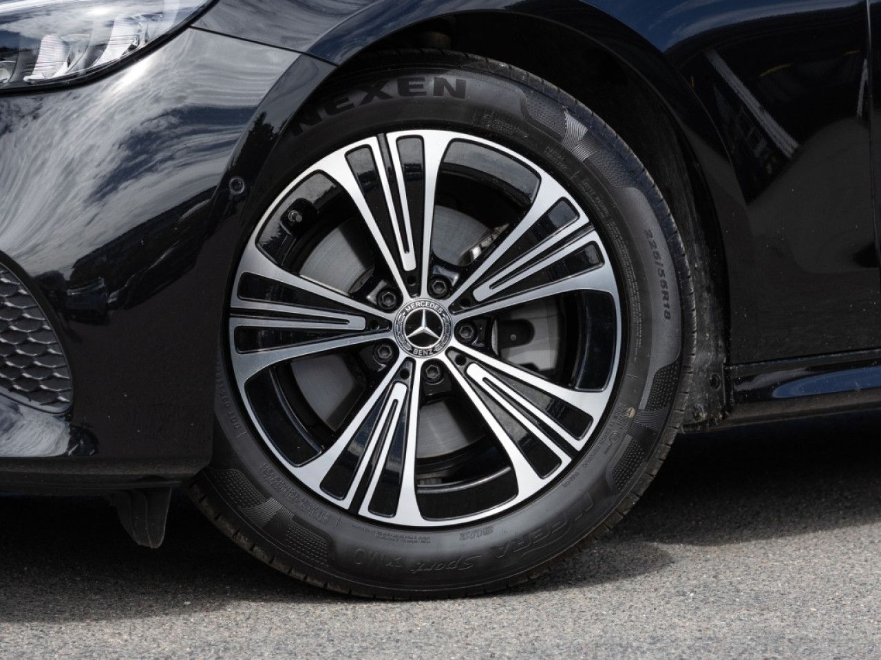 Mercedes-Benz E-Klasse – Bild 4