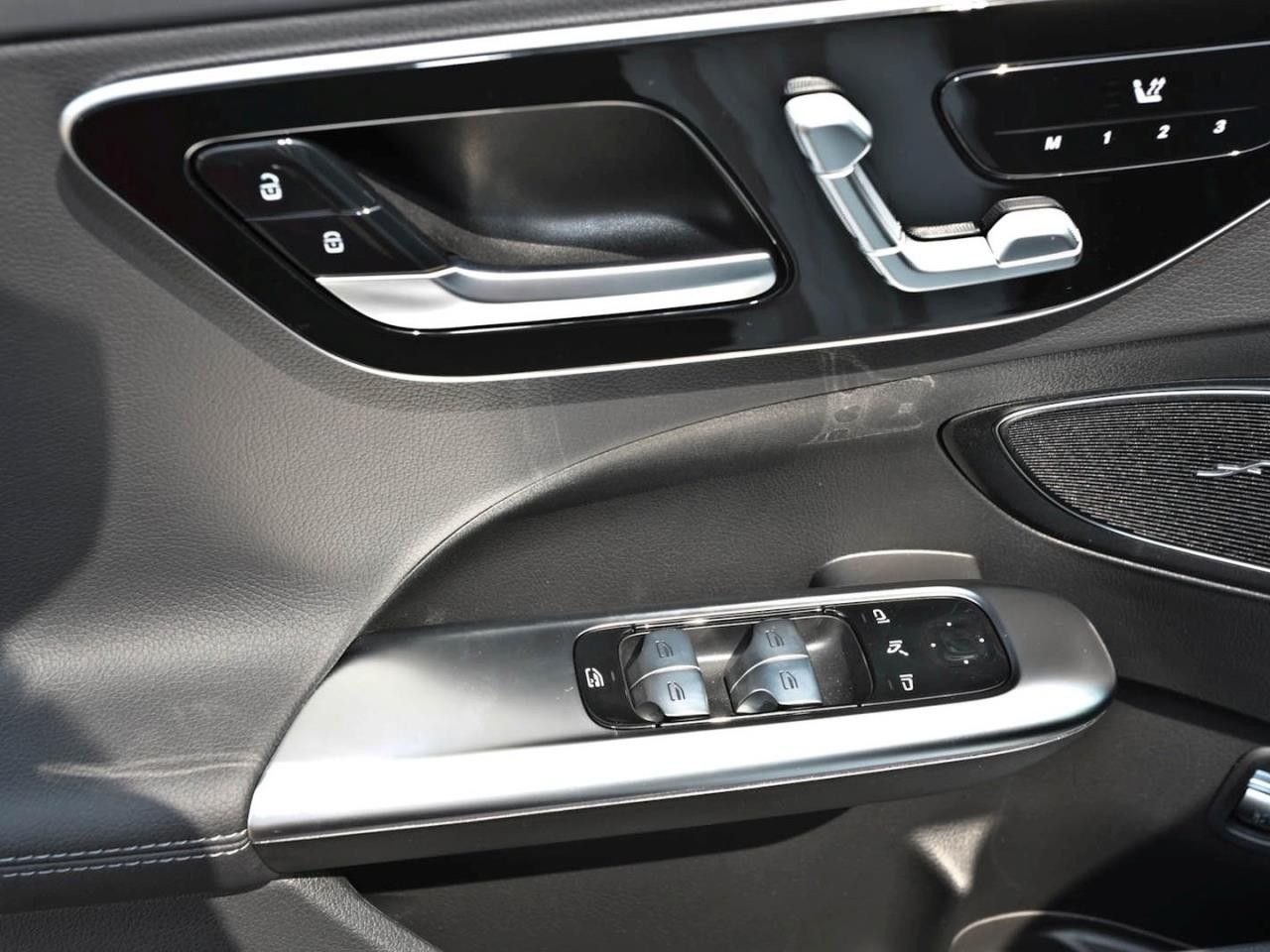 Mercedes-Benz C-Klasse – Bild 24