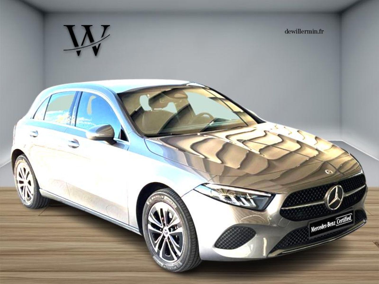 Photo du v&eacute;hicule 3 / 18