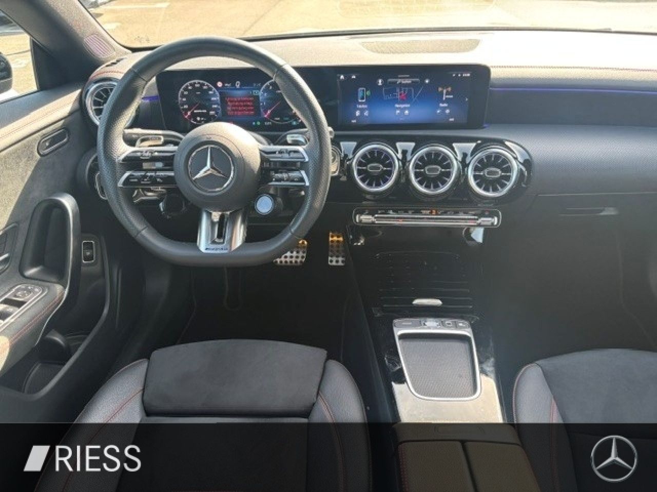 Mercedes-Benz CLA – Bild 11