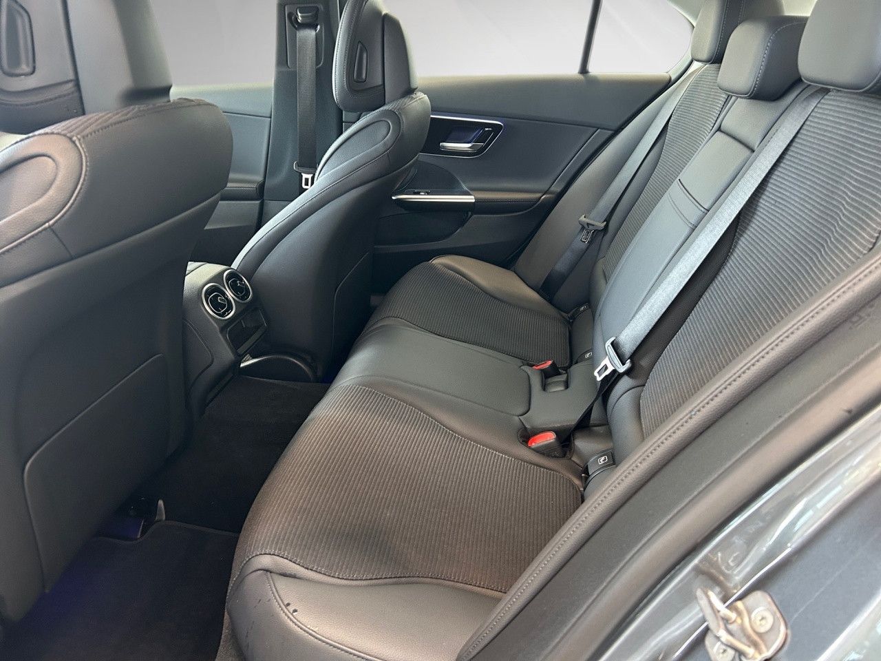 Mercedes-Benz C-Klasse – Bild 16