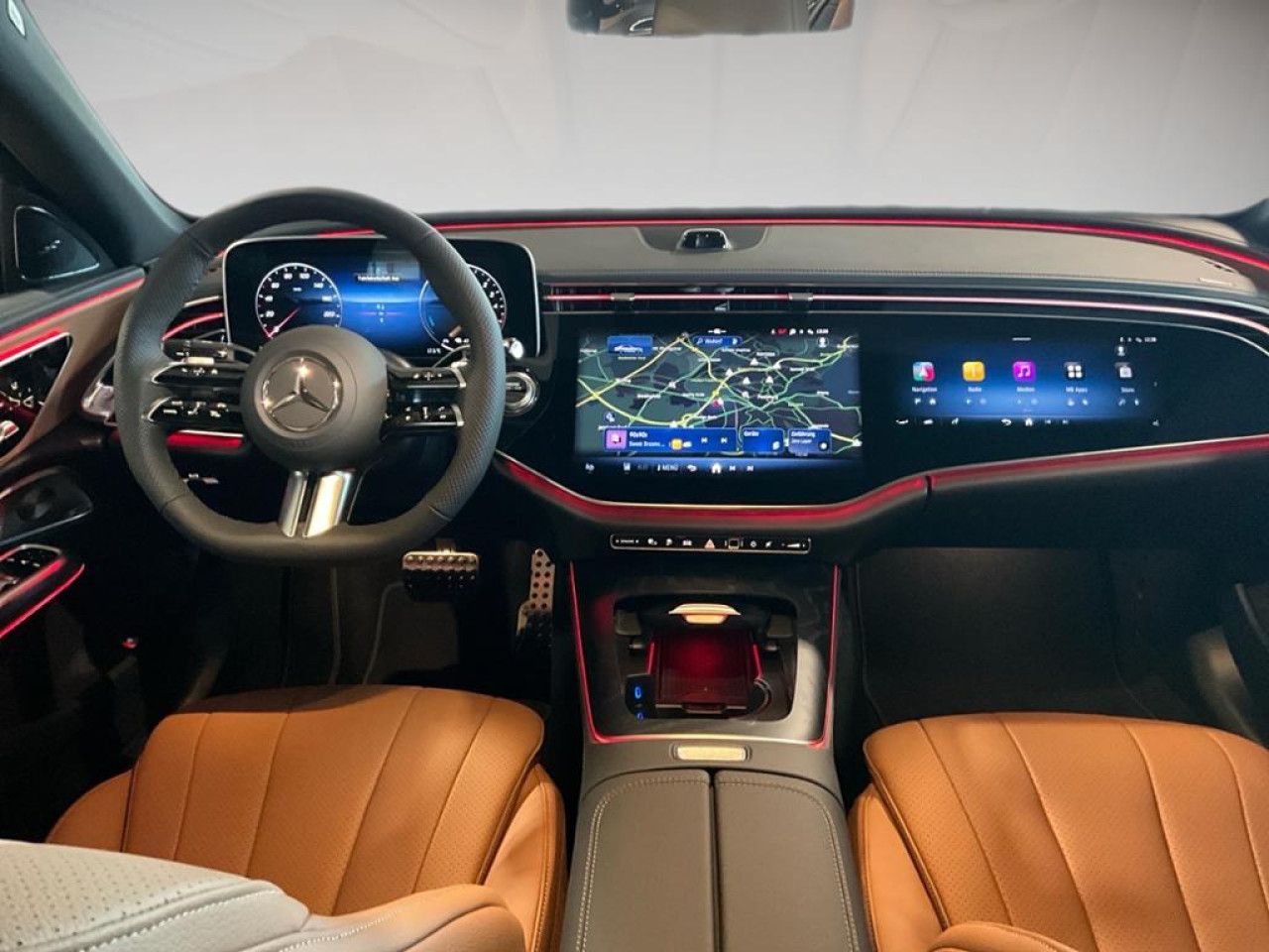 Mercedes-Benz E-Klasse – Bild 8