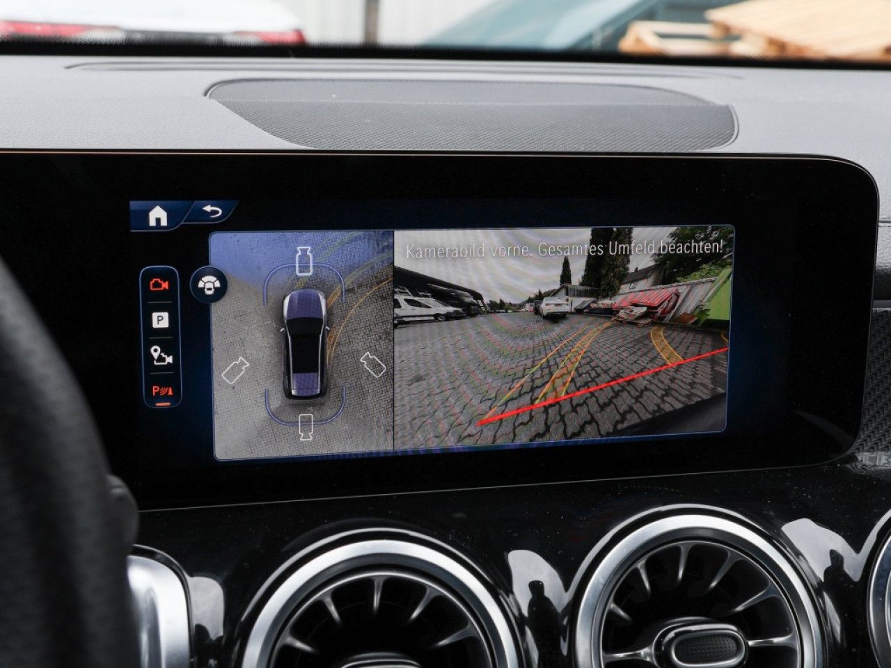 Mercedes-Benz GLB – Bild 18