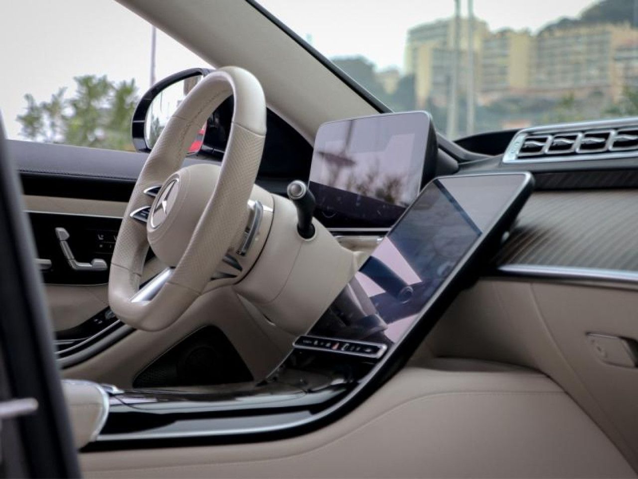 Photo du v&eacute;hicule 13 / 18