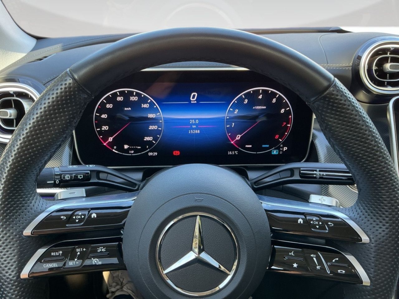 Mercedes-Benz GLC – Bild 16