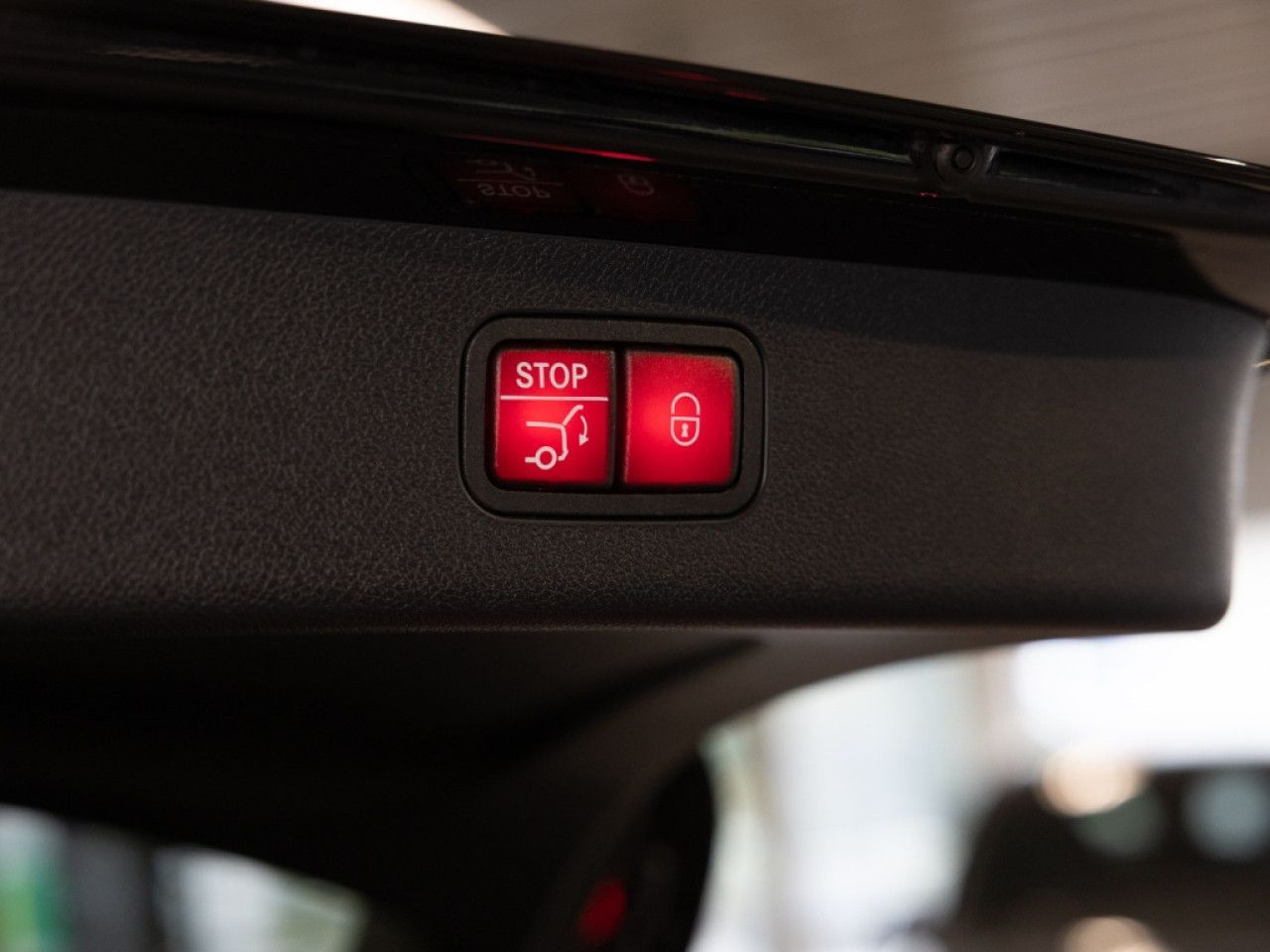 Mercedes-Benz E-Klasse – Bild 18