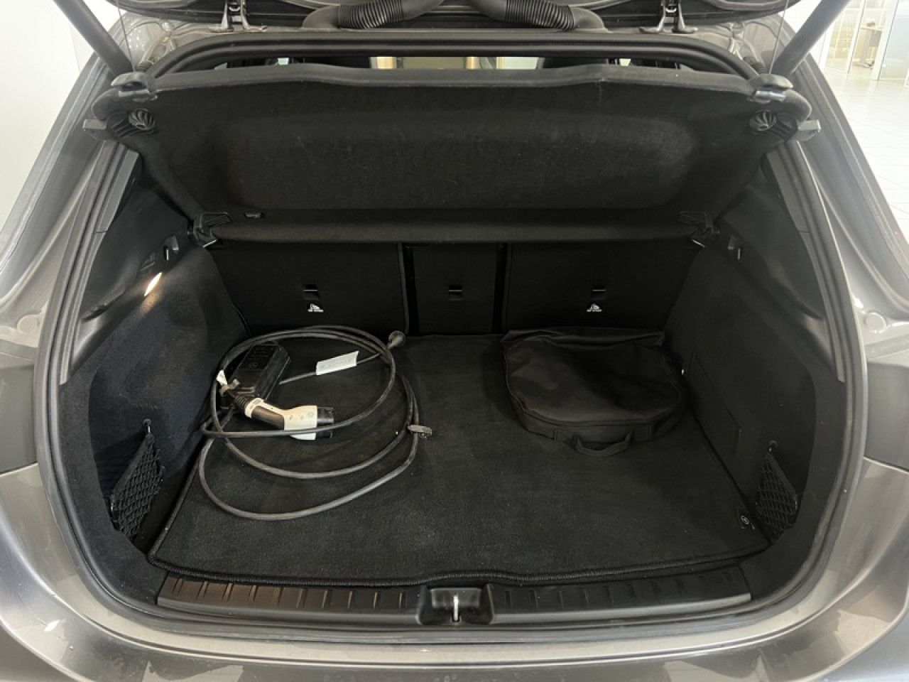 Photo du v&eacute;hicule 9 / 18