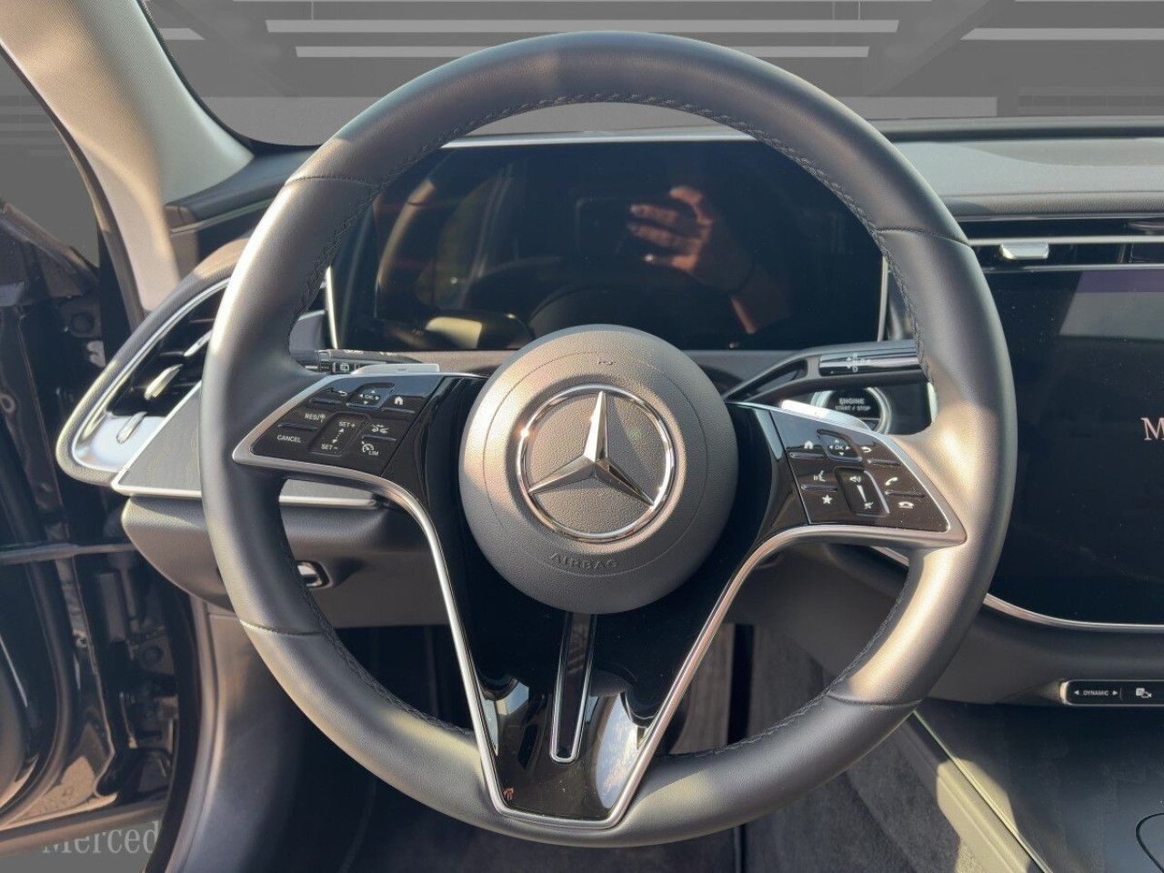 Mercedes-Benz E-Klasse – Bild 9
