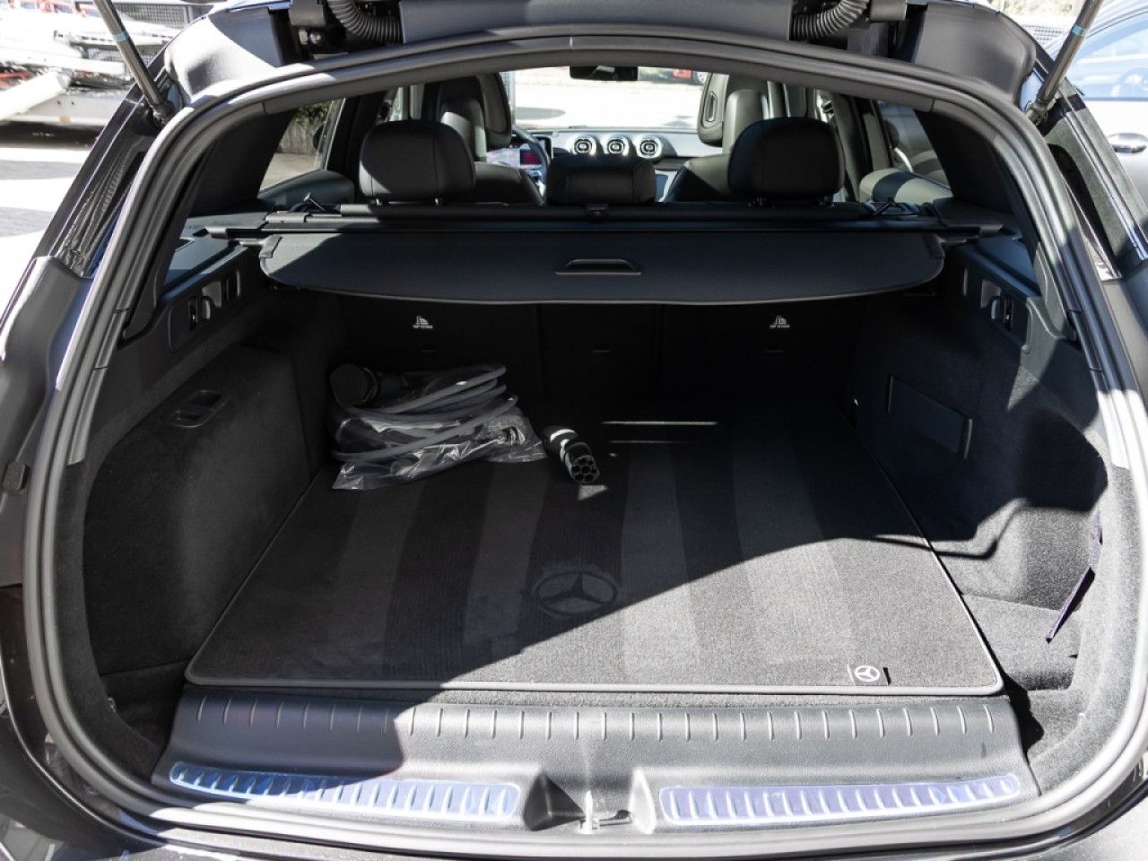 Mercedes-Benz C-Klasse – Bild 7