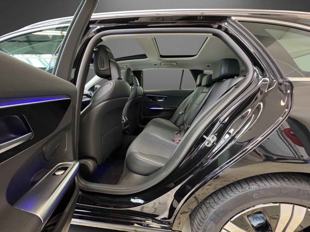 Mercedes-Benz C-Klasse – Bild 8