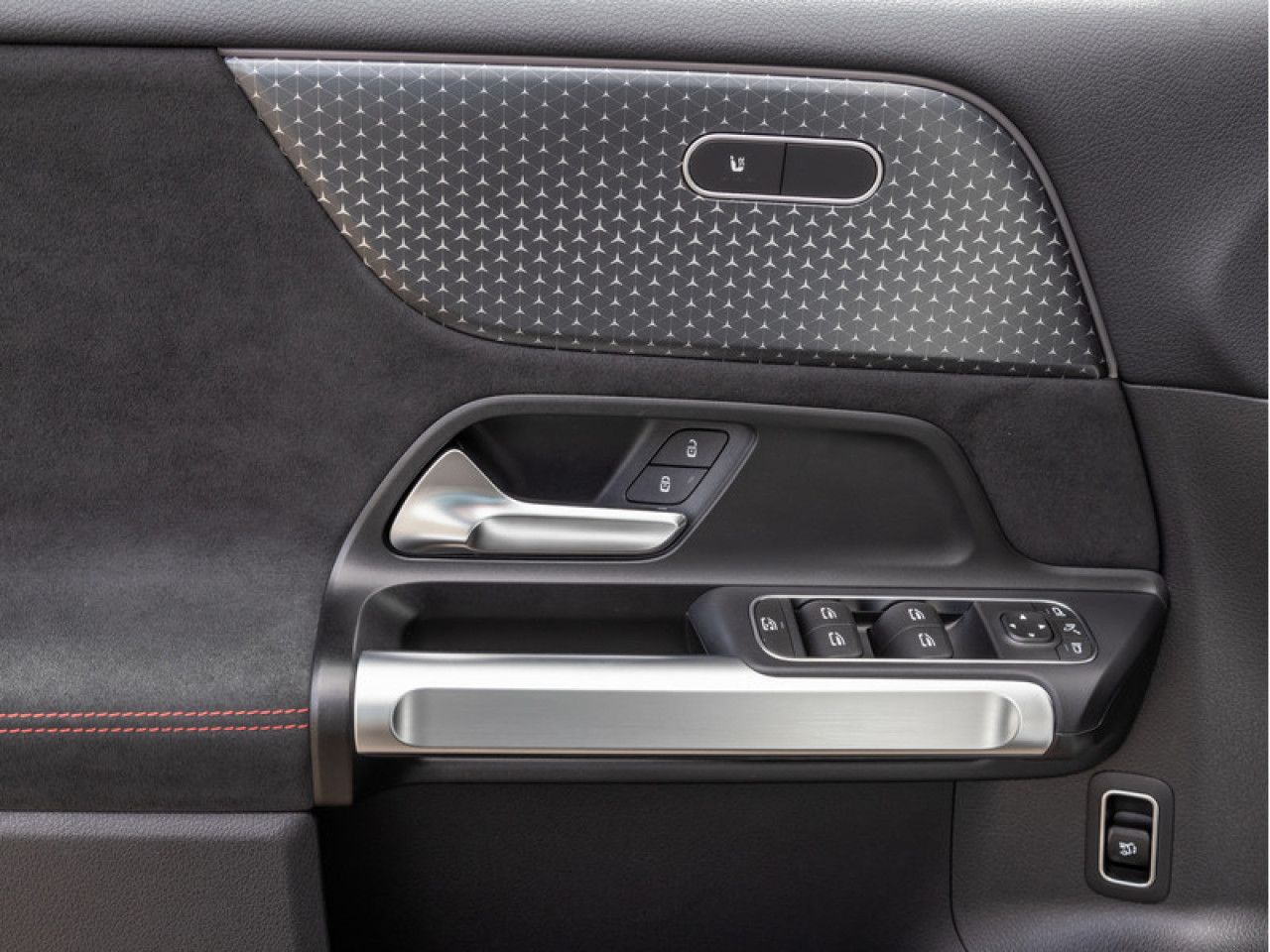 Mercedes-Benz EQB – Bild 23