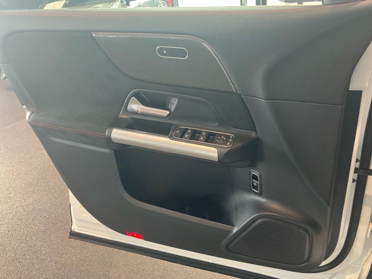 Fahrzeugbild 14 / 26