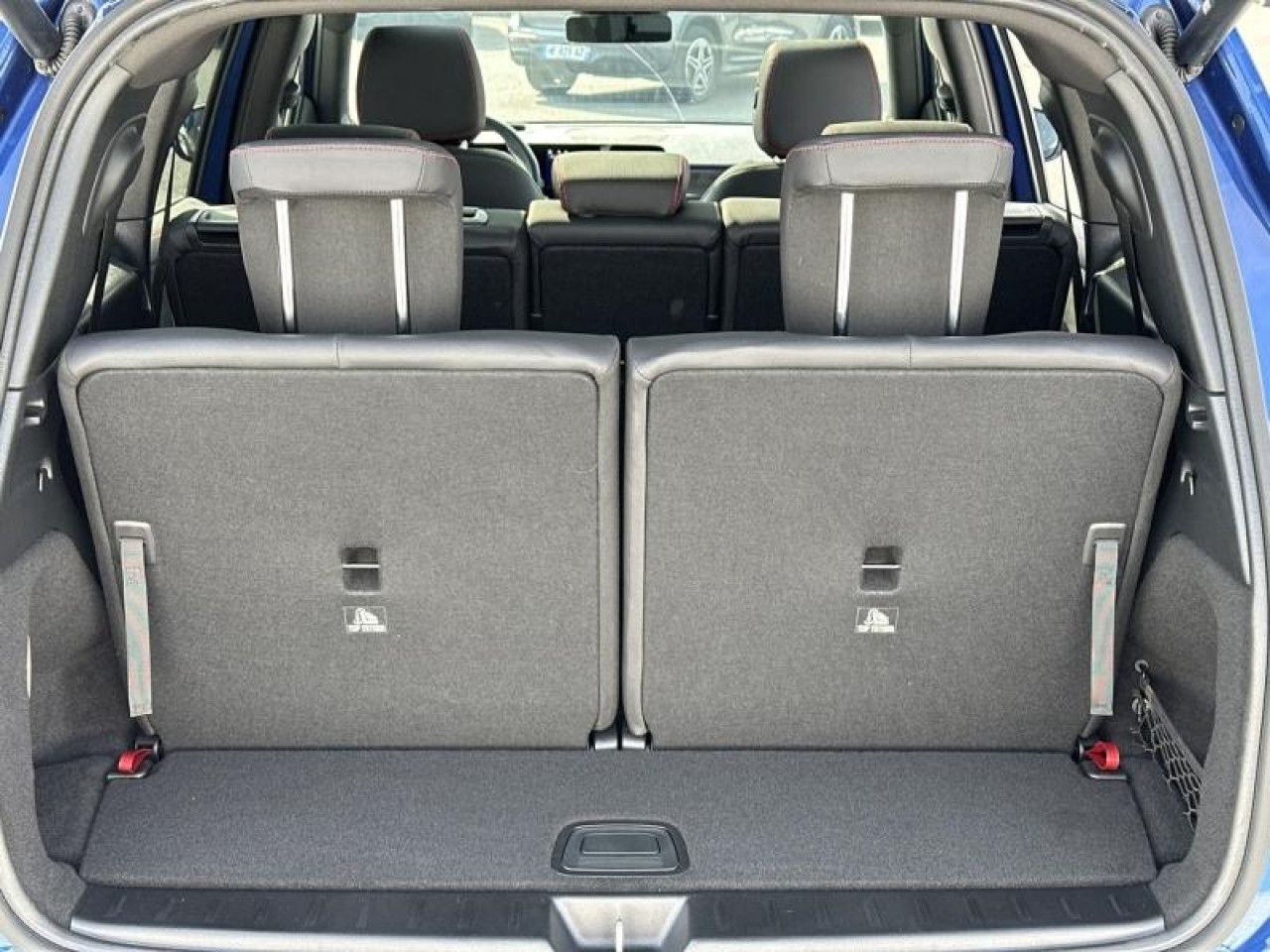 Photo du v&eacute;hicule 18 / 18