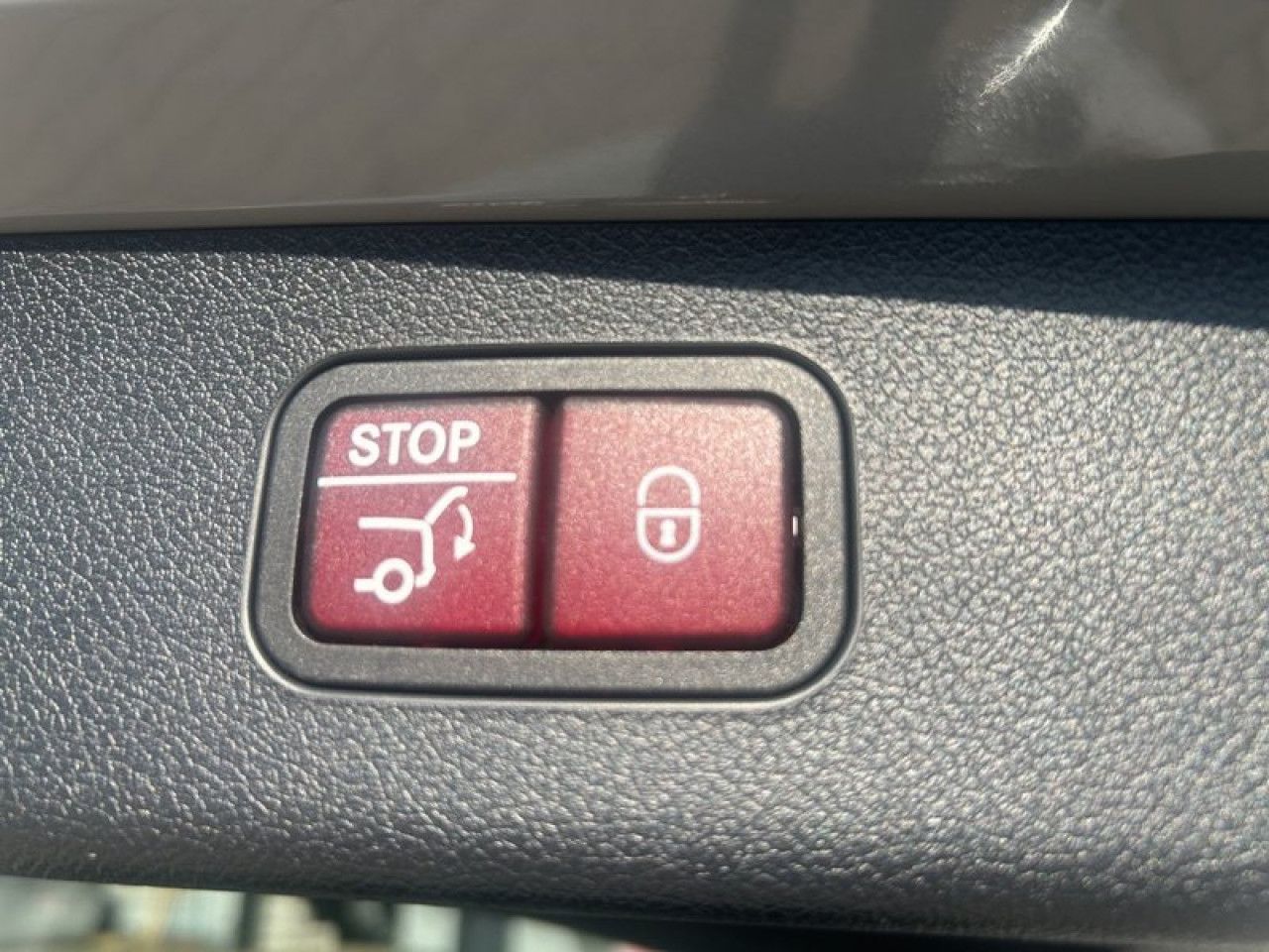 Mercedes-Benz E-Klasse – Bild 15