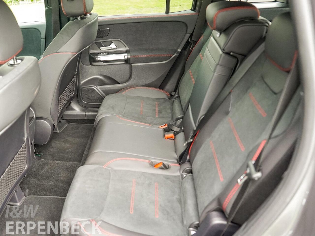 Mercedes-Benz GLB – Bild 16