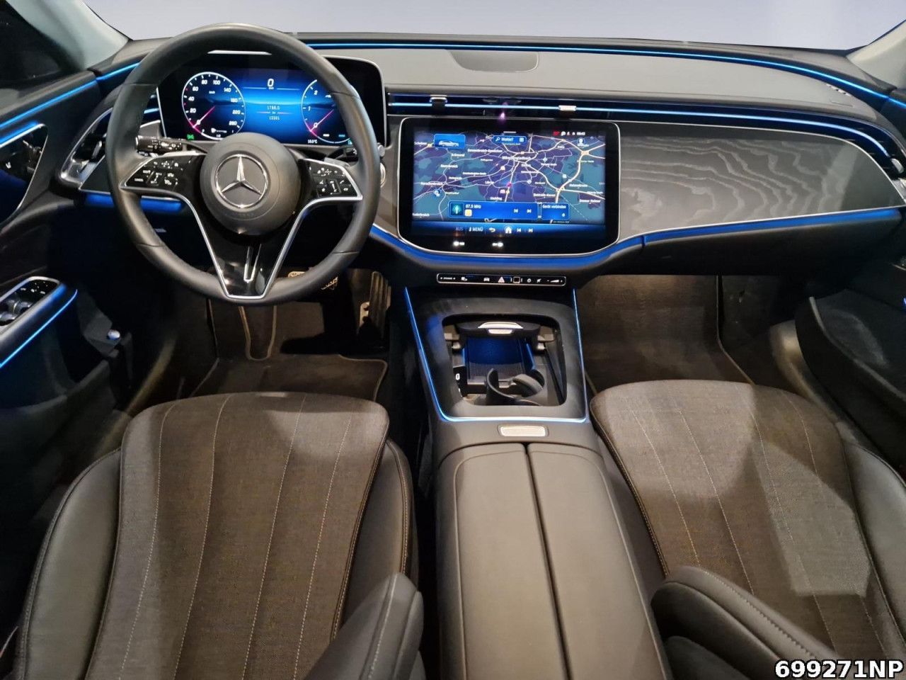 Mercedes-Benz E-Klasse – Bild 8