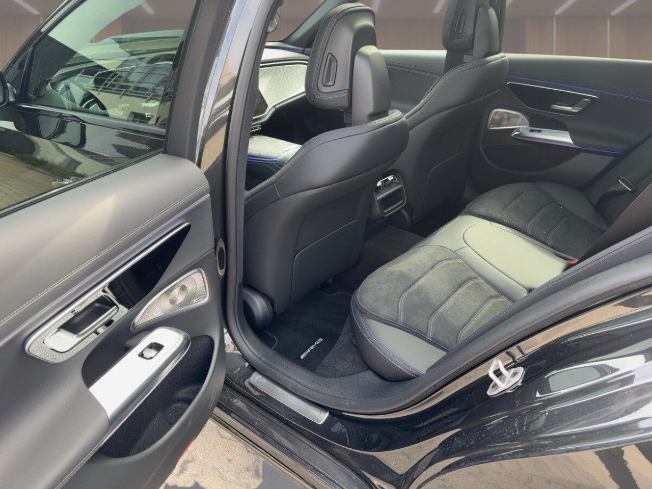 Mercedes-Benz E-Klasse – Bild 7