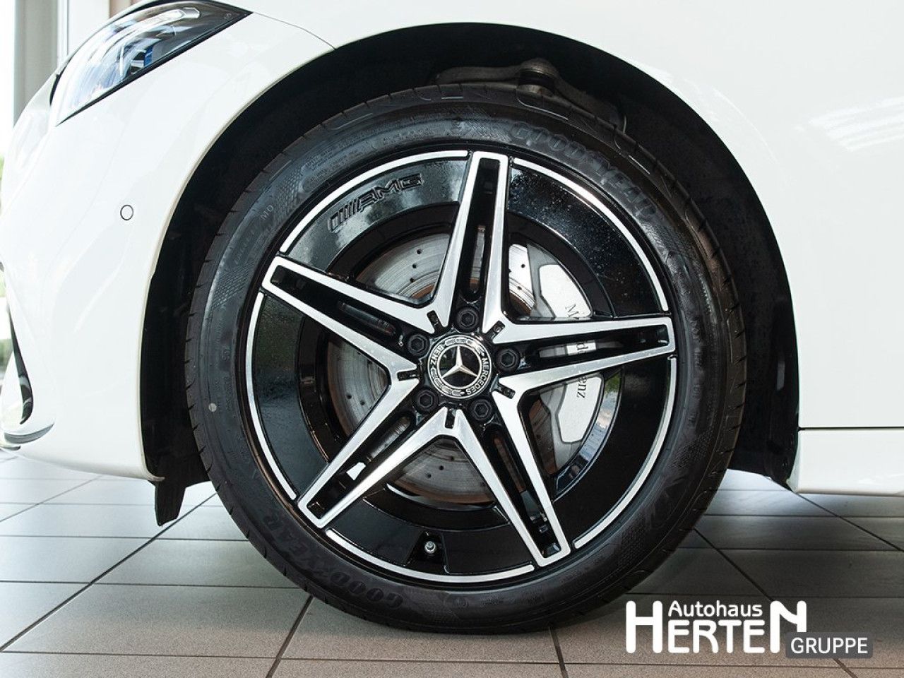 Mercedes-Benz C-Klasse – Bild 8
